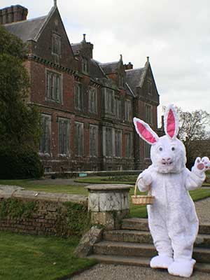"Wells House Easter Egg Hunt"