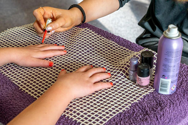 "pamper parlour nail parties"