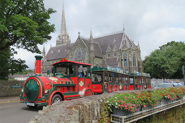 "model railway village family tour"